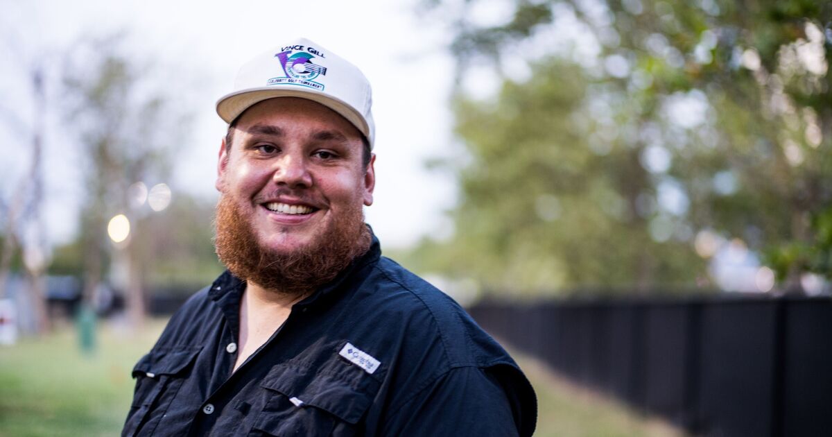 Country star Luke Combs praises Taylor Swift's | Music News