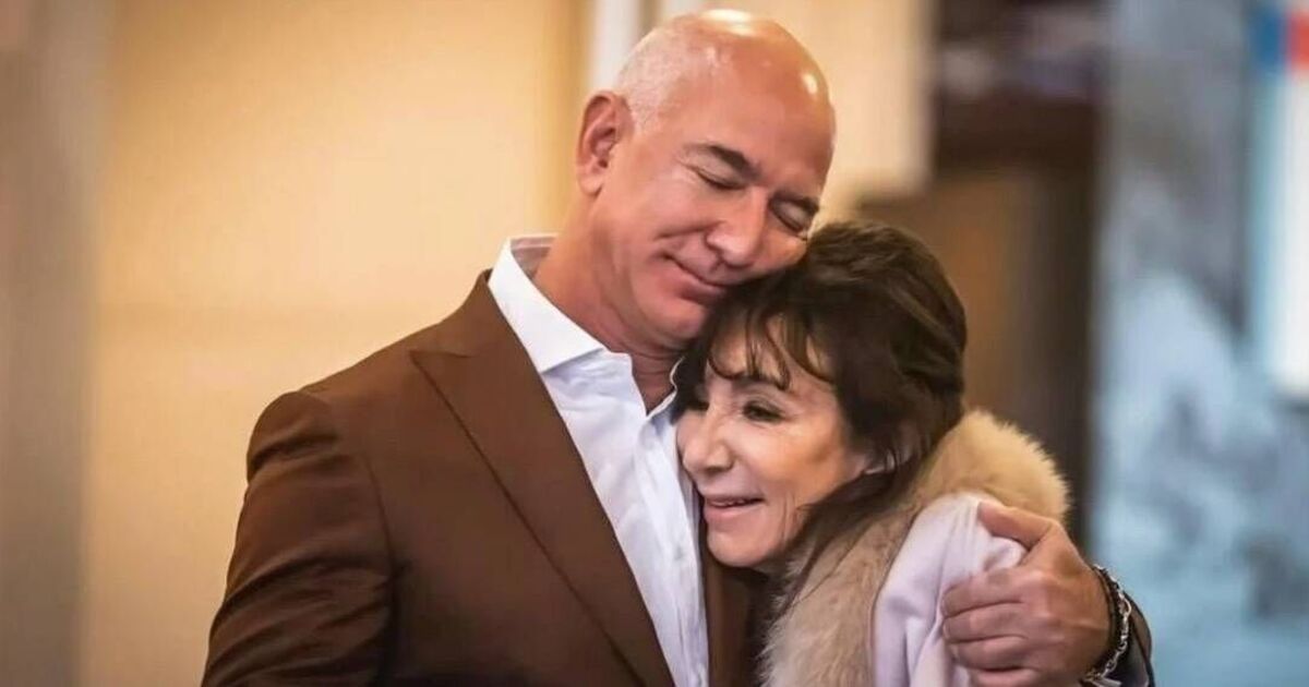Jeff Bezos' mother Jackie dies just weeks after | UK News