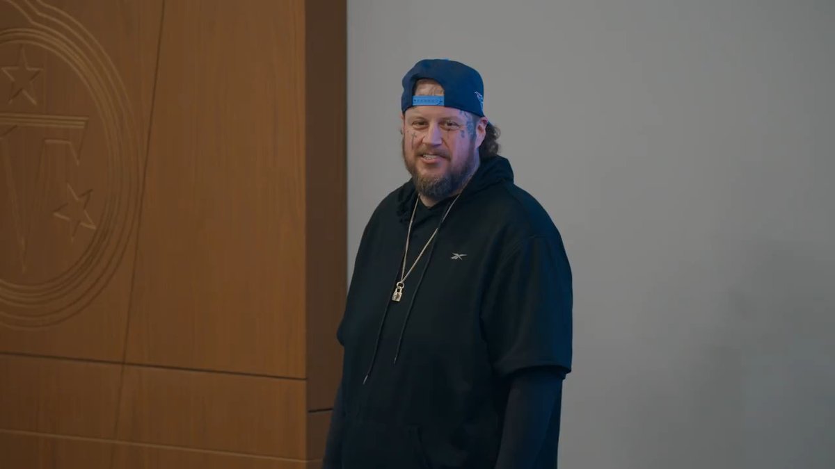 Jelly Roll Delivers Emotional Speech To Tennessee | Gossip Wire News