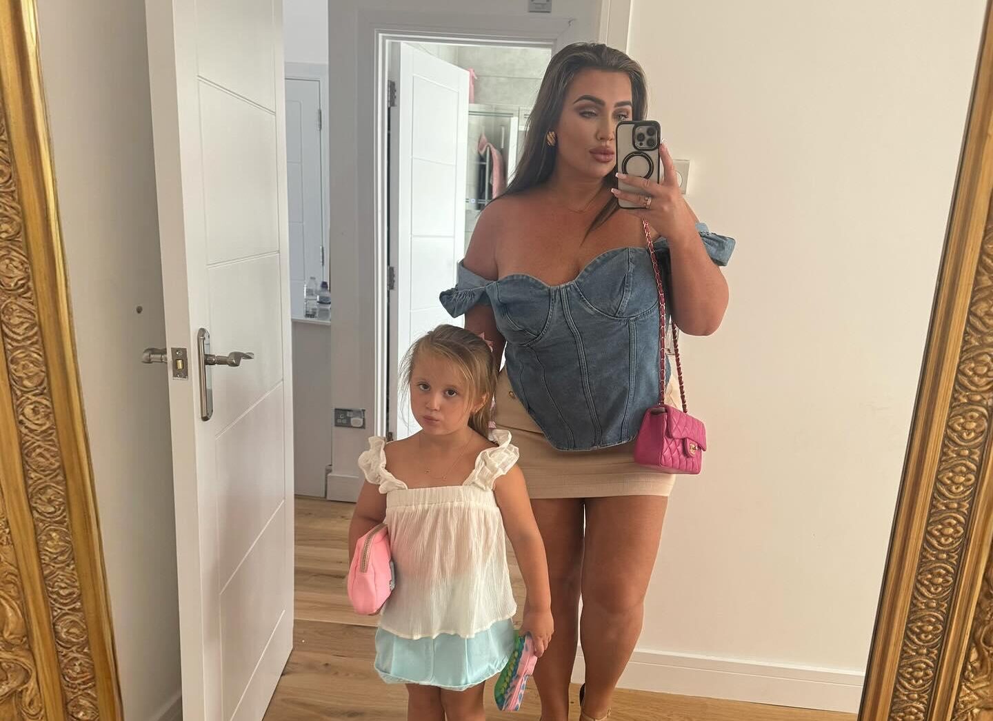 Lauren Rose Goodger Shares Adorable | Gossip Wire News