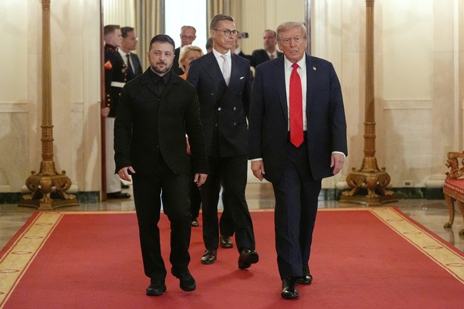 Morning Minute: Donald Trump...Statesman? –