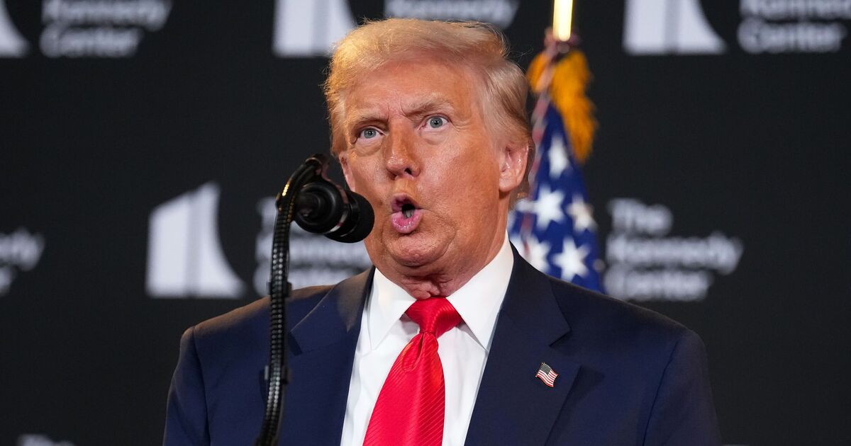 Trump slams 'dictator' claims as National Guard | Political News