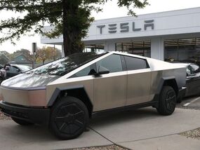 US Military wants to use Elon | Elon Musk News