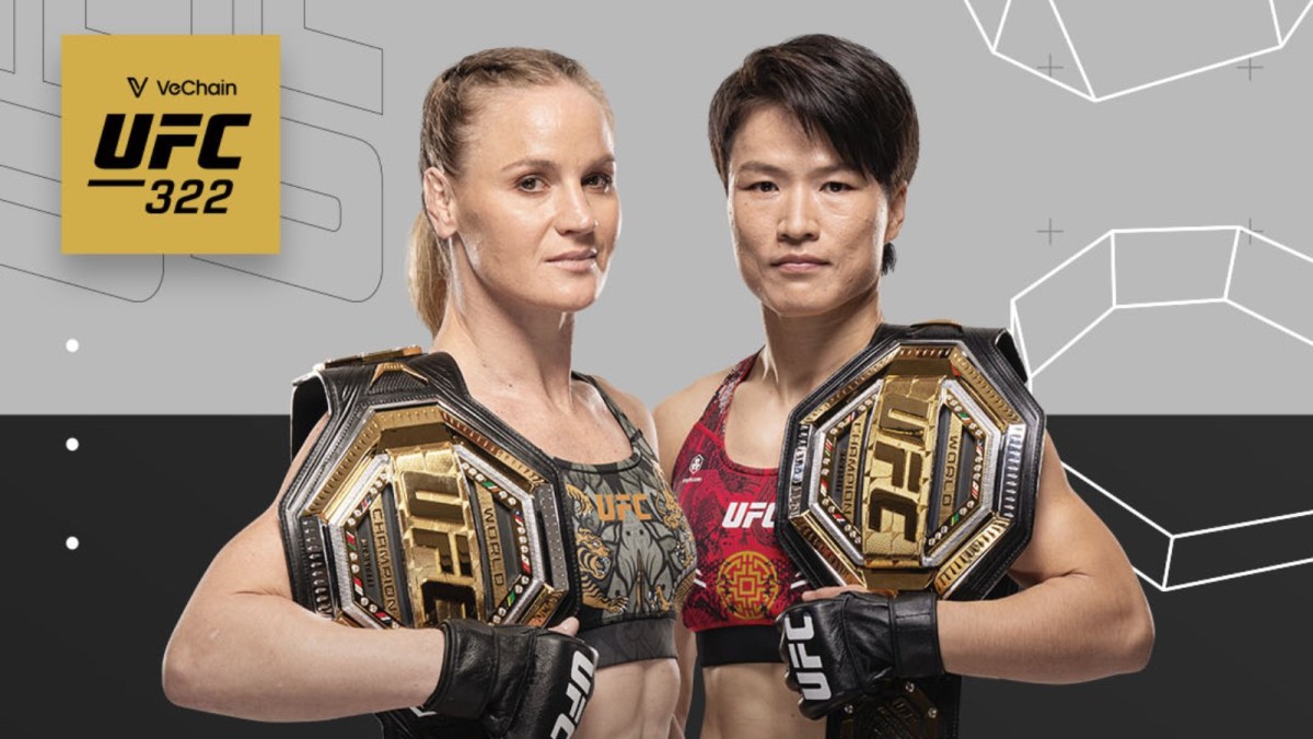 Zhang Weili vacates strawweight title to challenge