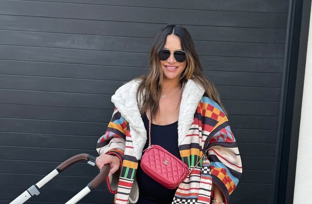 Andi Dorfman Hart Shares Adorable Morning Moment | Gossip Wire News
