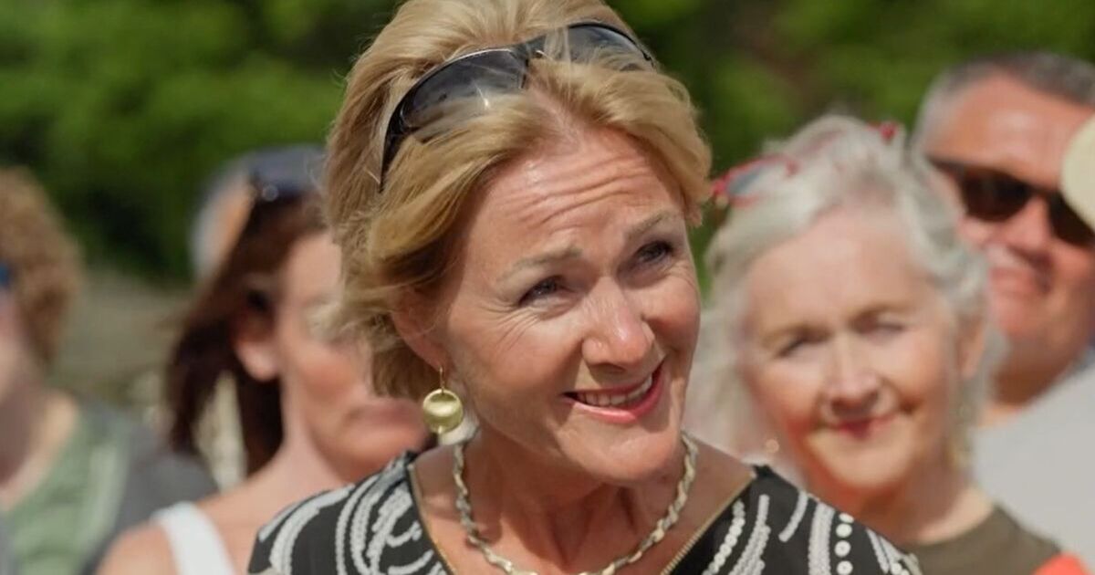 Antiques Roadshow guest speechless as expert issues | UK News