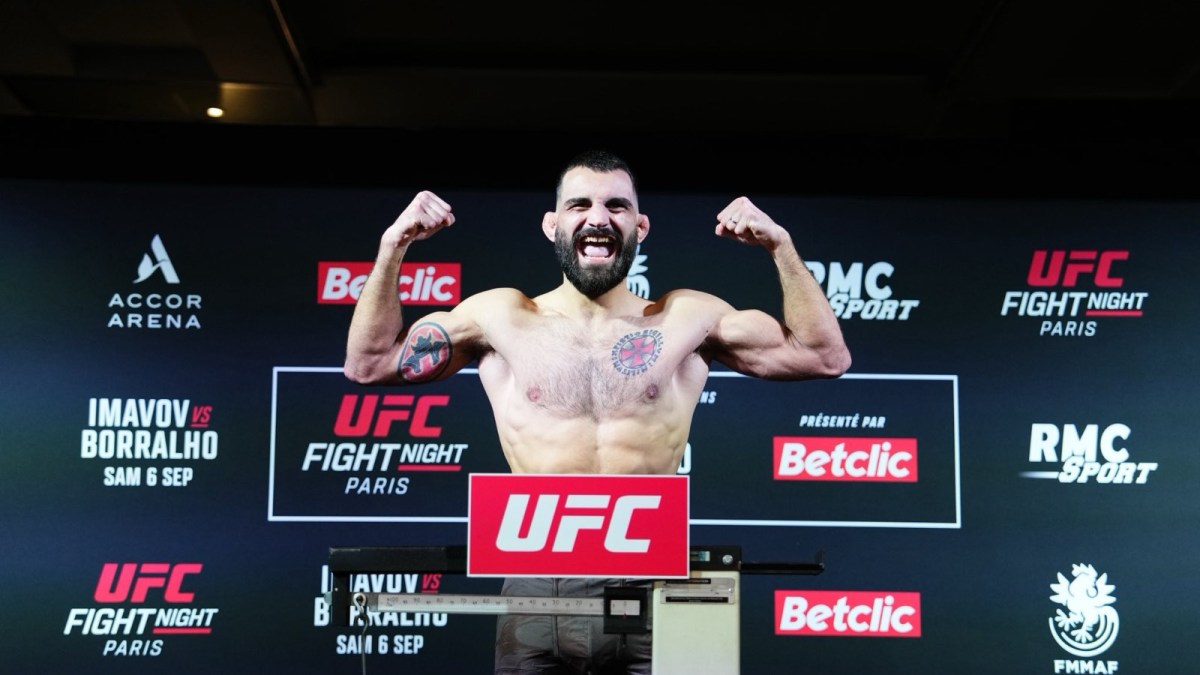 Benoit Saint Denis taps out Maurício Ruffy in UFC