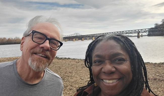 'Bridge Babes' Teach Us to 'Touch Grass,' Connect