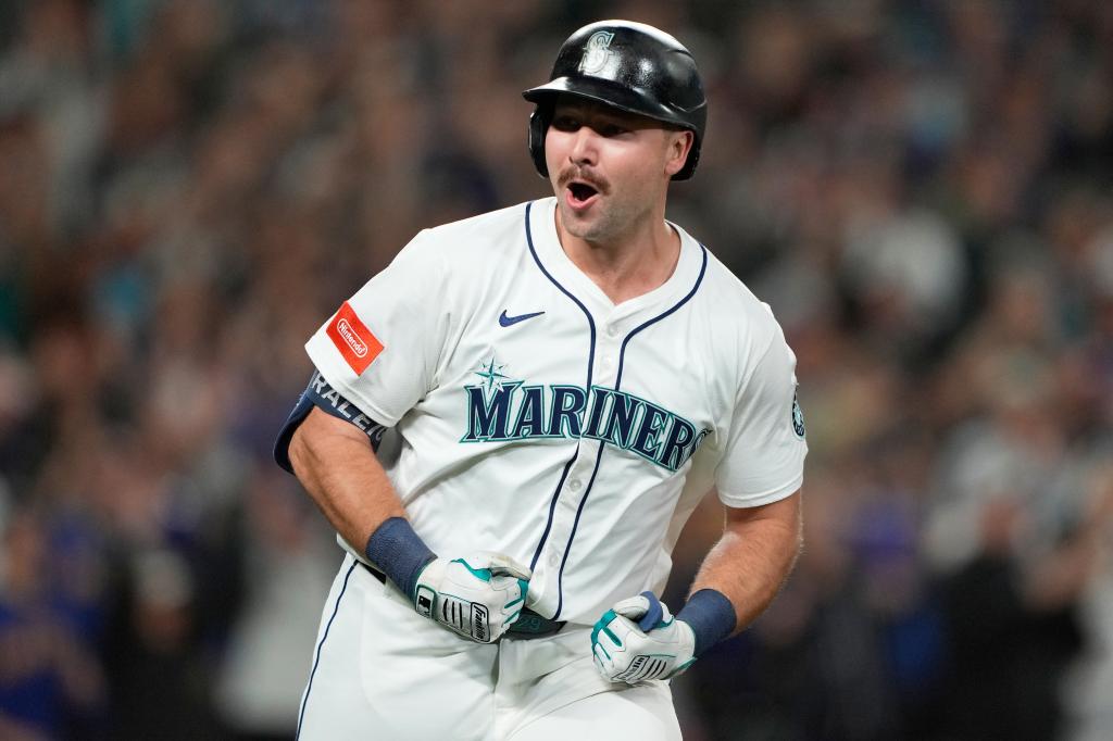Cal Raleigh takes over as AL MVP betting favorite | Sports News