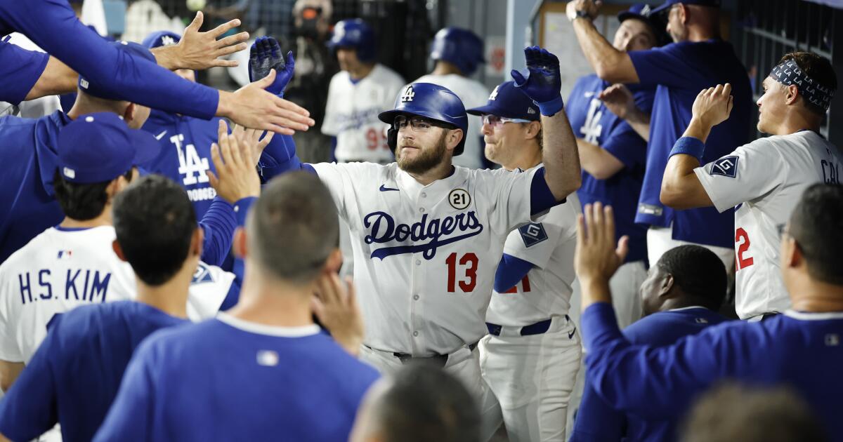 Dodgers feel urgency to deliver another World
