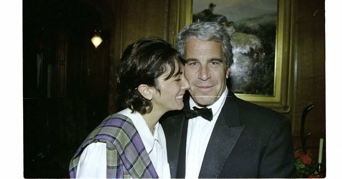 Epstein neighbor says he saw 'school girls with