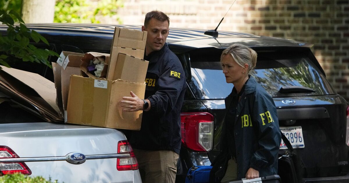 FBI 'finds classified documents' at home of | Political News