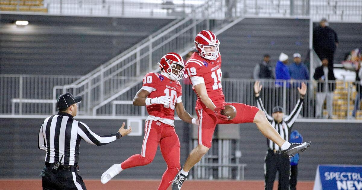Mater Dei gets bounce-back win over Bishop Gorman