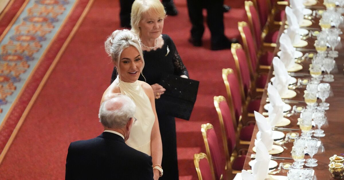 Mystery blonde at Trump banquet received special | Golf News