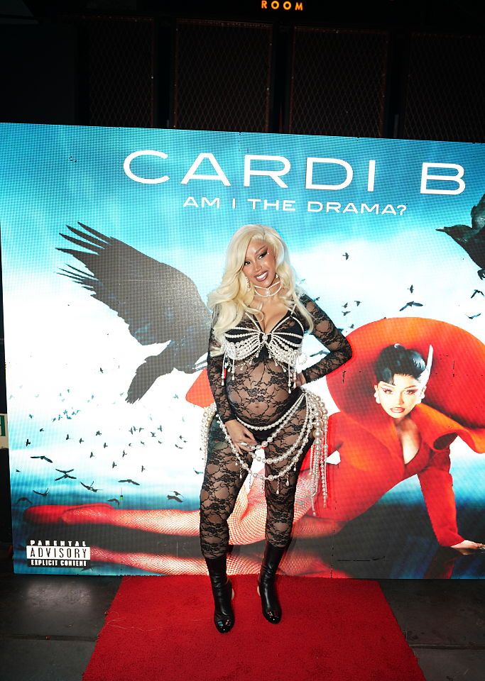 Record Breaking Bardi! Cardi B Goes Platinum And | Gossip Wire