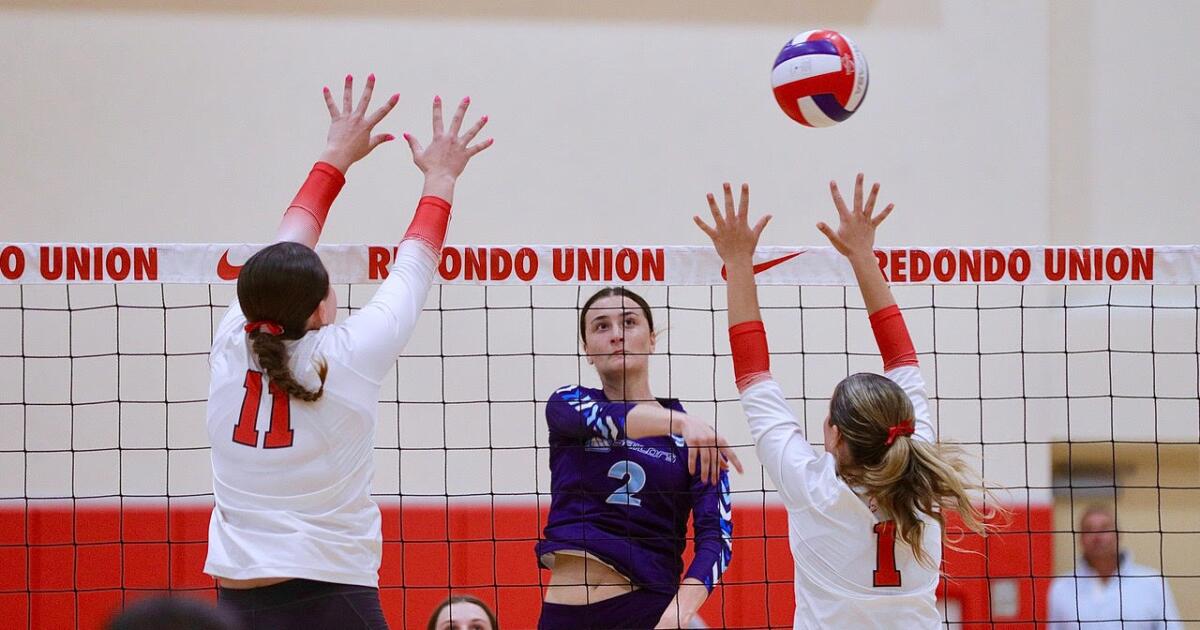 Redondo Union defeats Marymount in high school
