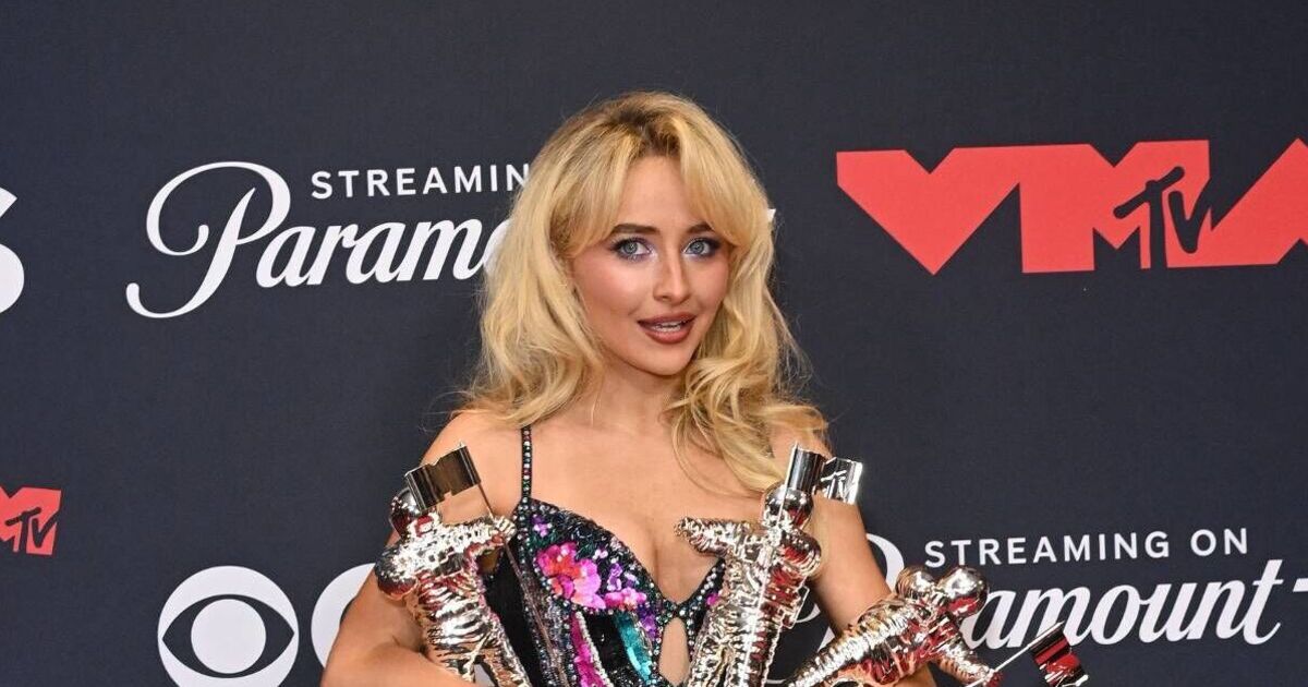 Sabrina Carpenter drops F-bomb in VMAs 2025 acceptance | Music News