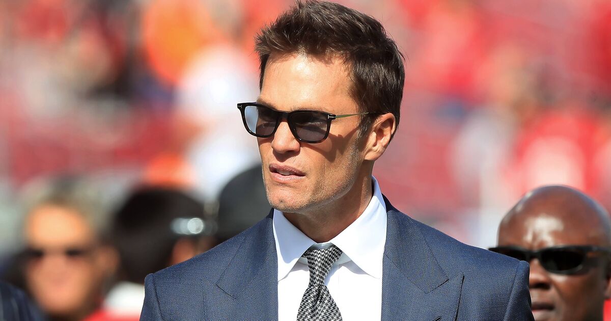 Tom Brady announces surprise return as NFL legend | NFL News