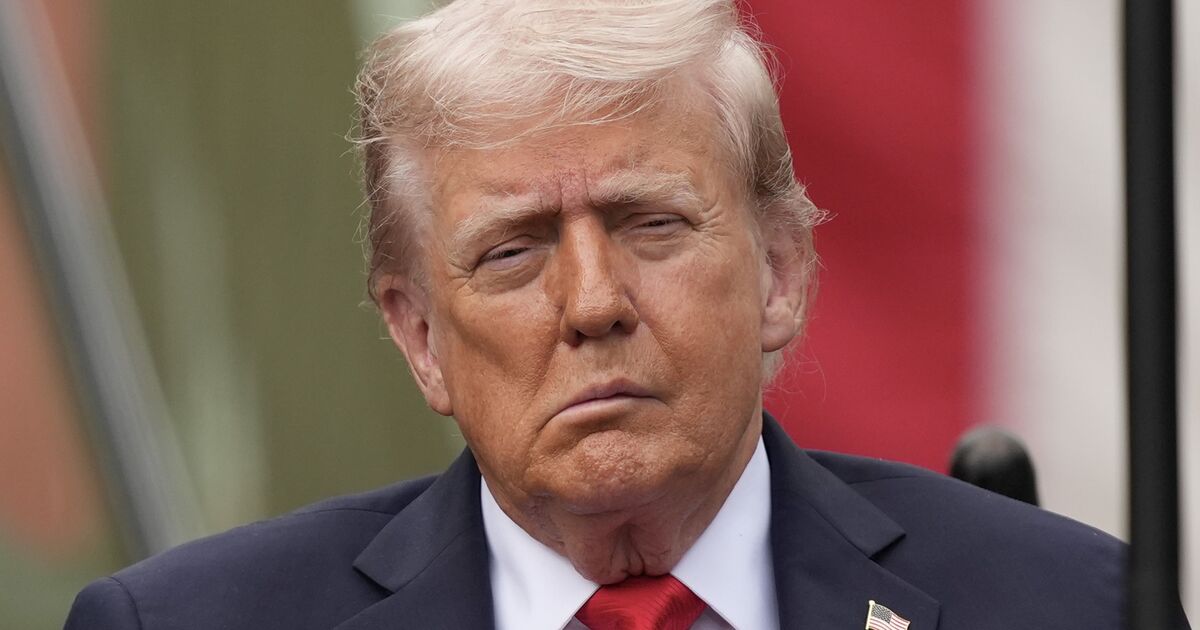 Trump 'struggling' after Charlie Kirk | Political News
