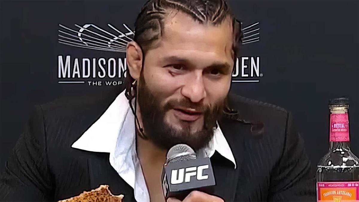 Jorge Masvidal cautions putting Conor McGregor on