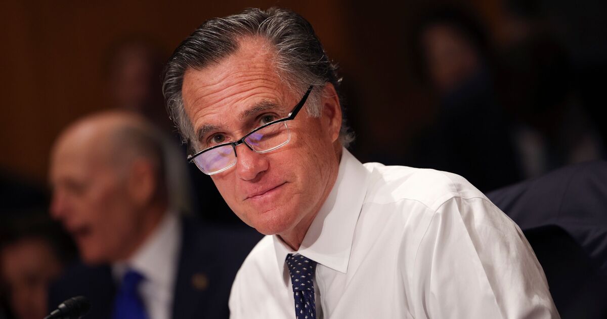 Mitt Romney breaks silence on mysterious death of | Political News