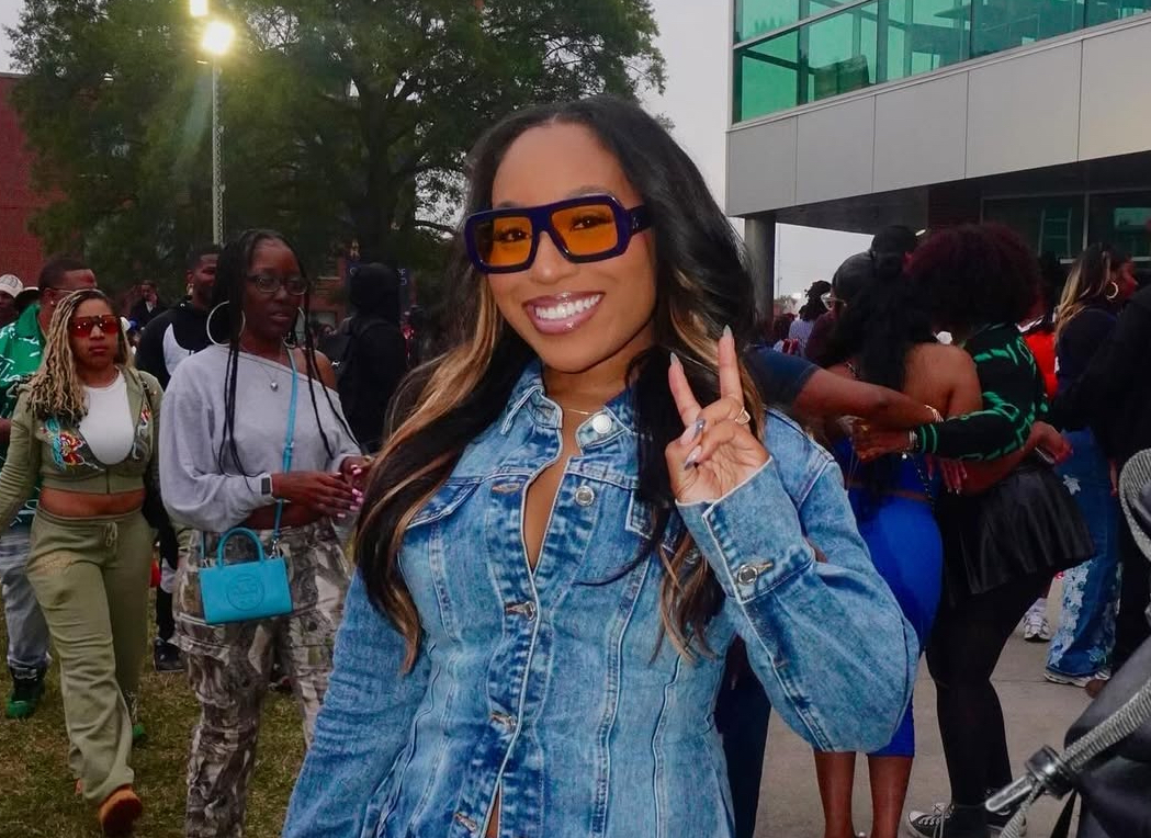 NC A&Teaaa: A Gallery Of Aesthetically | Gossip Wire