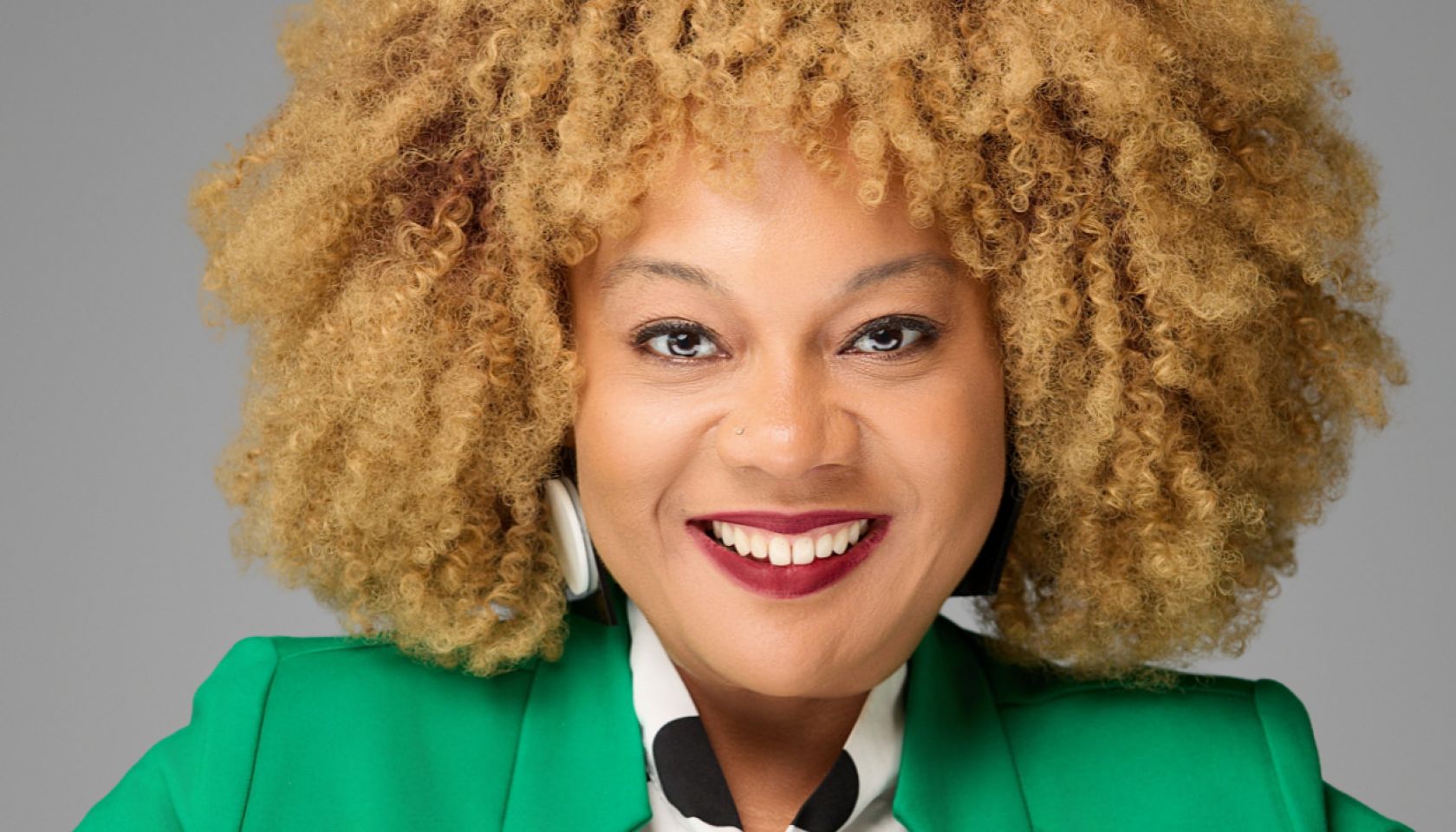 Pure Positivity: Arnika Frazier-Jackson Details | Gossip Wire