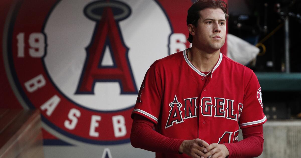 Tyler Skaggs' family, Angels face off in civil
