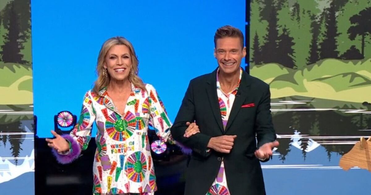 WoF fans ask 'who dressed' Ryan Seacrest after odd | TV Shows