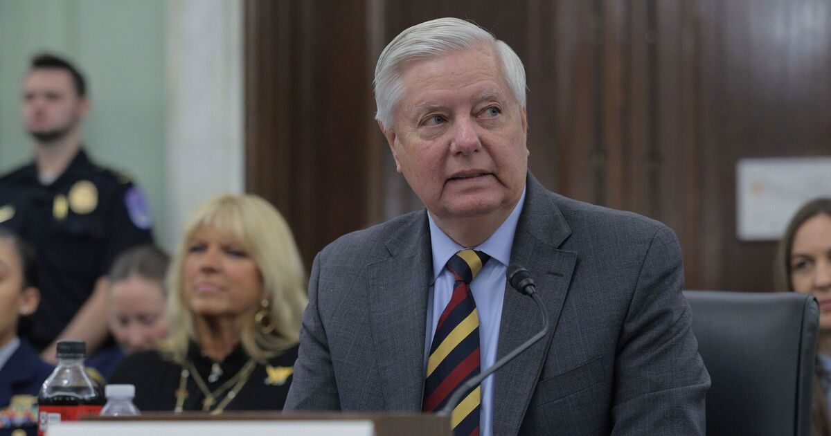 Senator praises Trump's latest move to 'end the | Political News