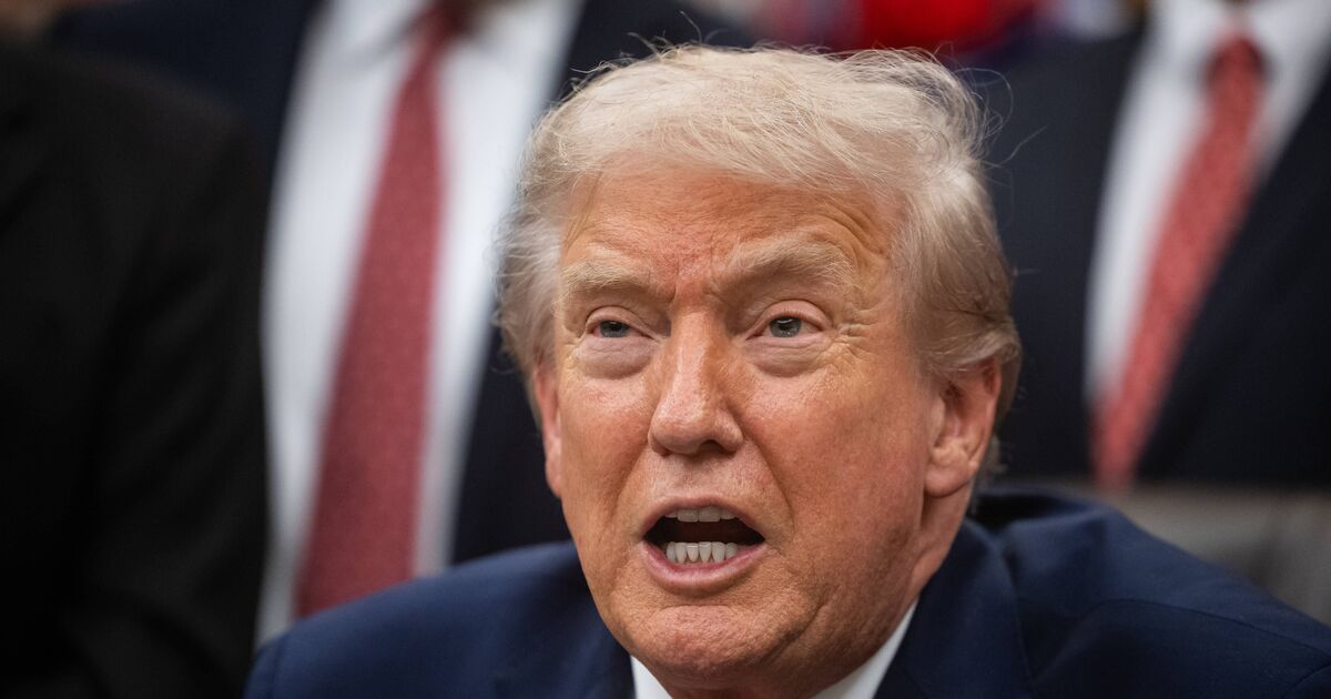 Trump backtracks on ‘USA’ chant claim after making | Political News