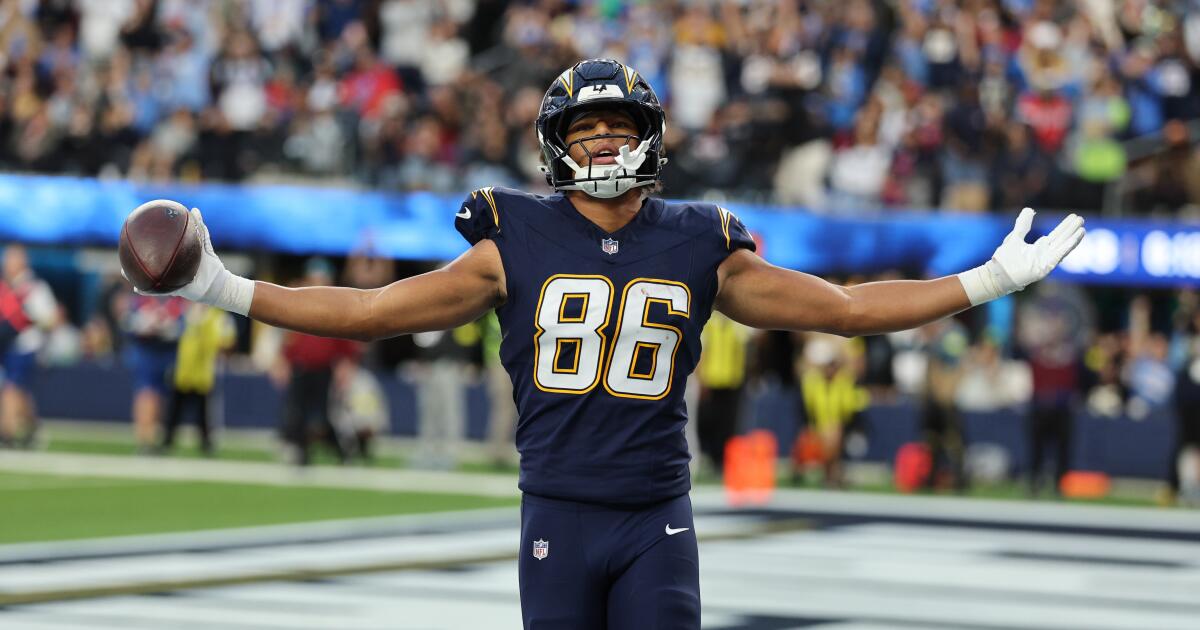 Chargers rookie Oronde Gadsden II looking to