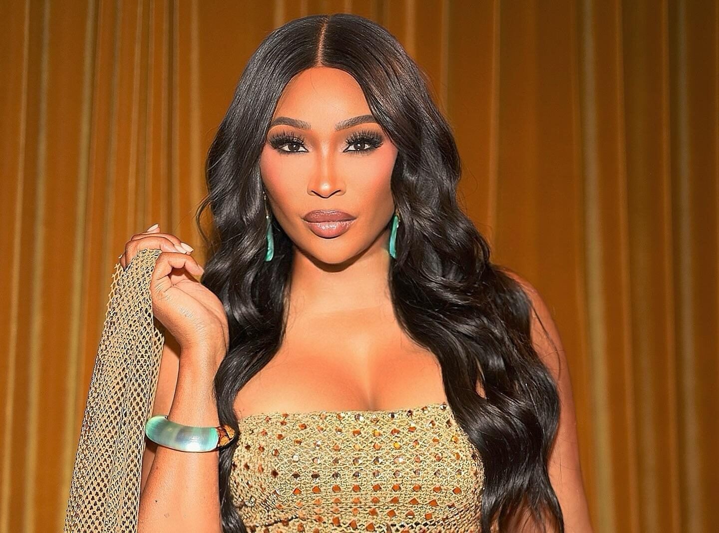 Derek Blanks And Cynthia Bailey Transform Into A | Gossip Wire News