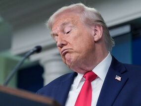 Donald Trump branded 'deranged bully' by Fox | Latest US News