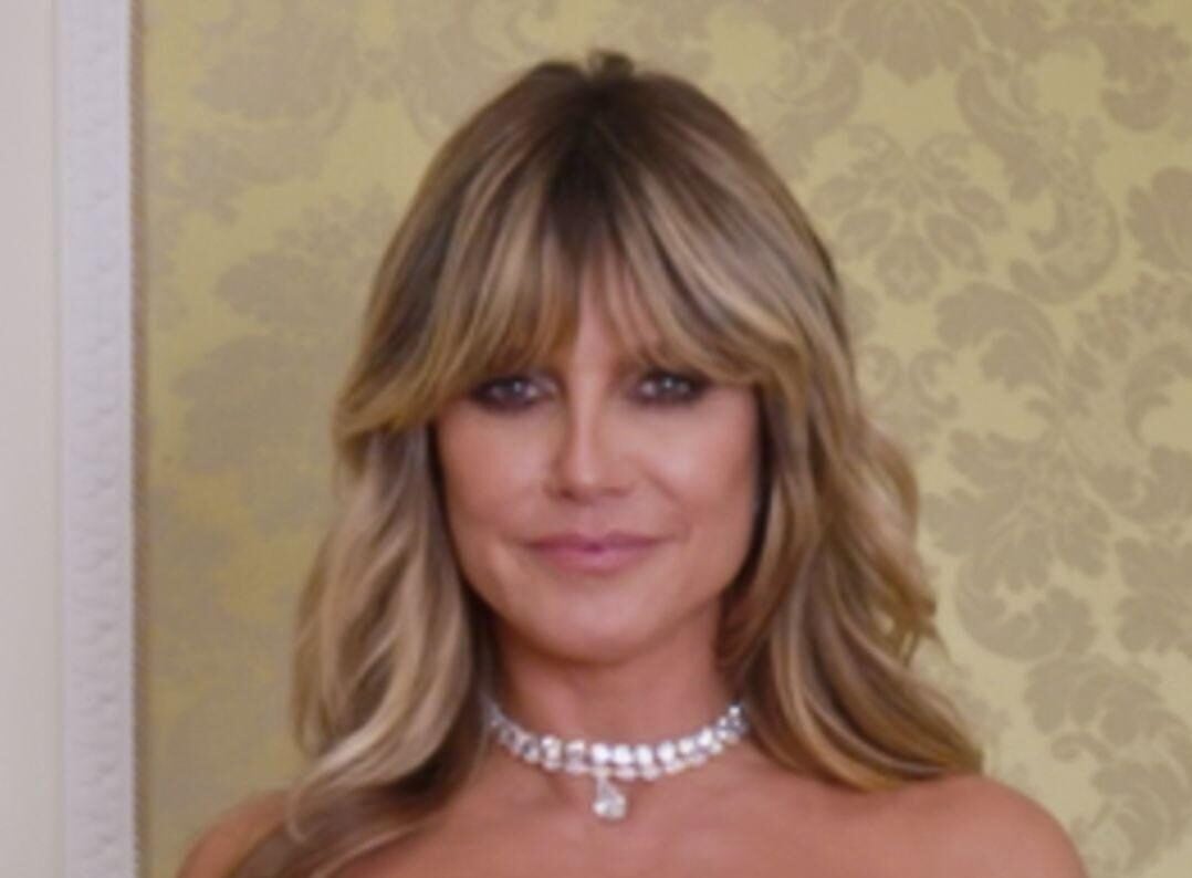 Heidi Klum Asks For Book Recommendations And Gets | Gossip Wire News