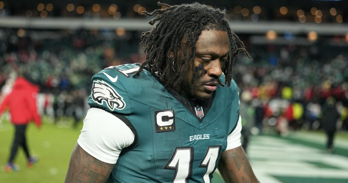 Eagles coach Nick Sirianni downplays sideline spat