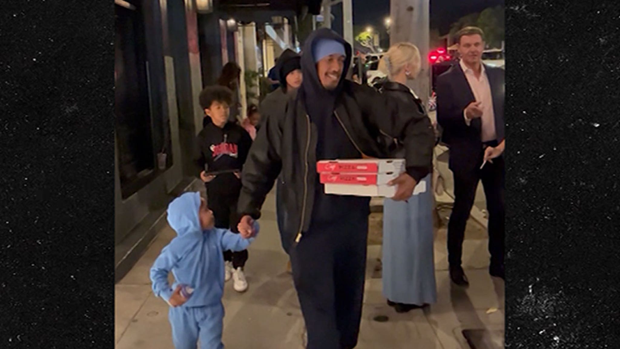 Nick Cannon Takes Five of His Kids to Dinner in
