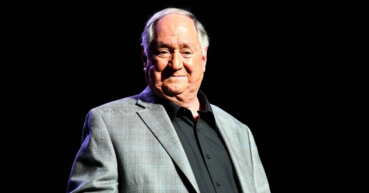 Neil Sedaka dies aged 86 after being rushed to hospital | Music News