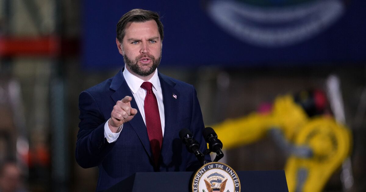 Fox News viewers defend Biden after Vance blames | TV Shows