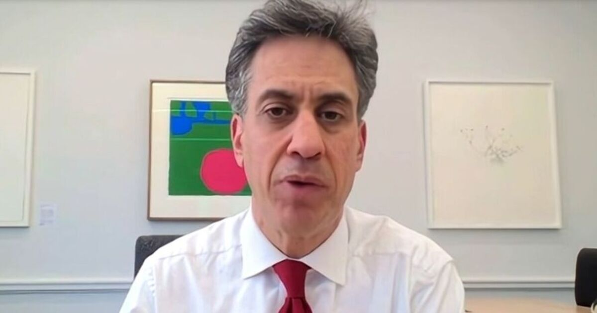 Stuttering Ed Miliband leaves ITV Martin Lewis viewers | UK News