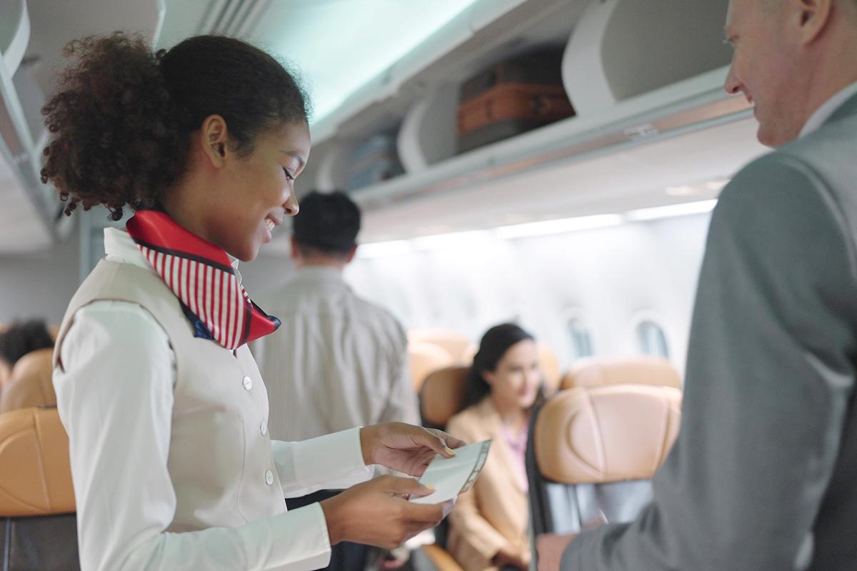 What flight attendants are really looking for when | Lifestyle News
