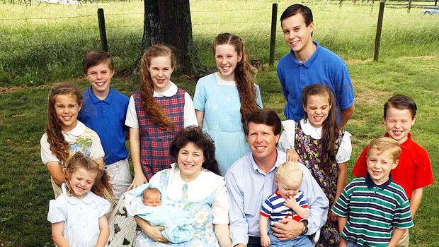 ’19 Kids & Counting’: Meet All of the Duggar | Gossip Wire
