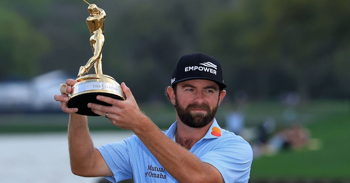 Cam Young reacts as Matt Fitzpatrick booed by | Golf News