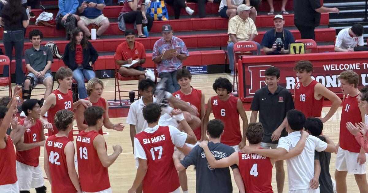 Redondo Union takes down No. 1 Mira Costa in boys