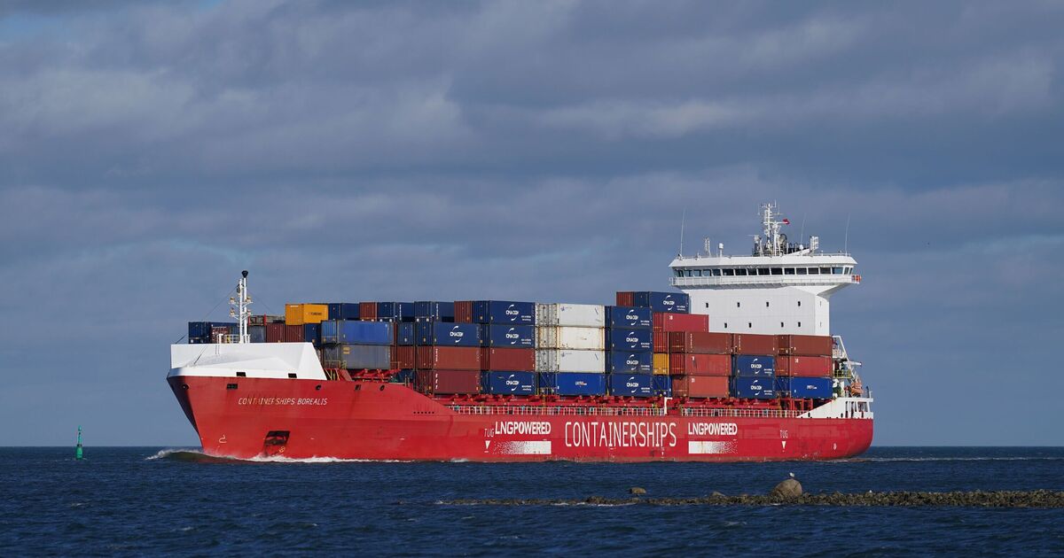 Trump to announce naval coalition to escort ships | Political News