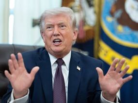 Donald Trump health fears grow as President appears | Latest US News