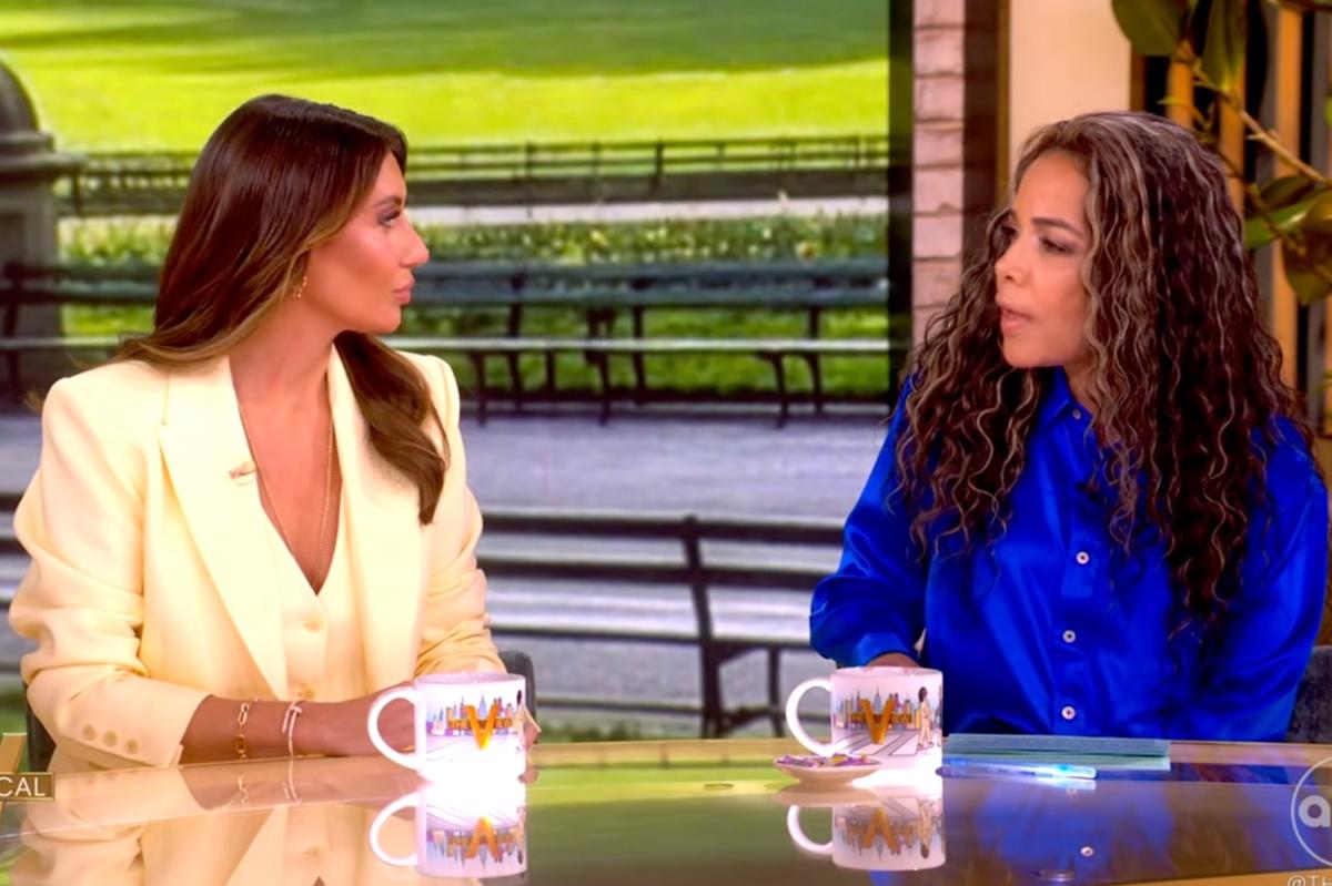 Ex-Trump advisor Alina Habba battles The View | Gossip Wire