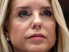 Fox News guest has stern warning for Pam Bondi's | Latest US News