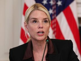 Fox News host reveals the real reason Pam Bondi was | Latest US News