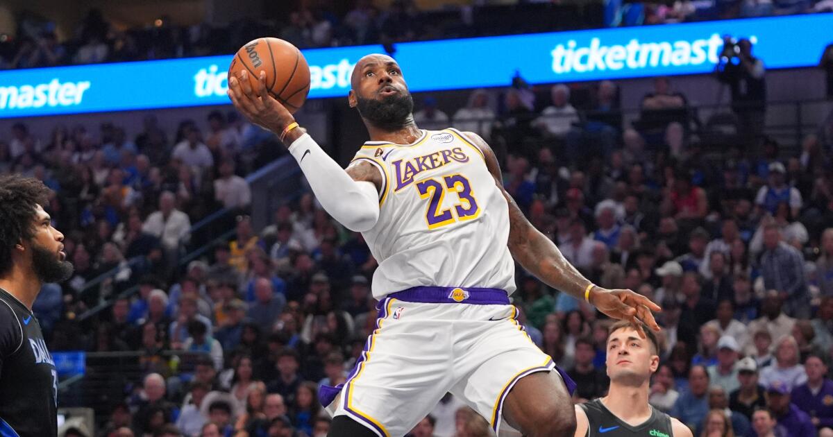 LeBron James' 30 points can't save injury-plagued
